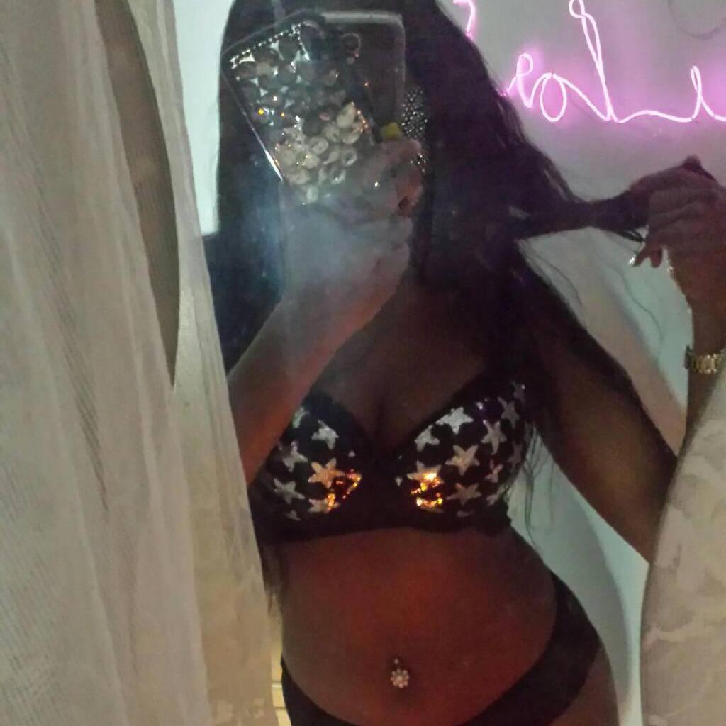 
                        VICKY
                     is Female Escorts. | Sarnia | Ontario | Canada | canadatopescorts.com 