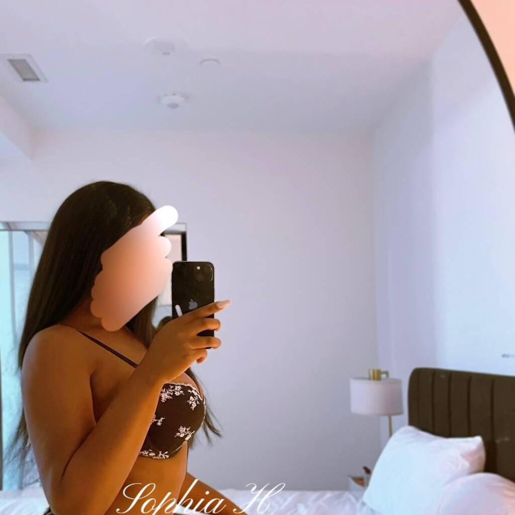 
                        Sophia Hunny
                     is Female Escorts. | windsor | Ontario | Canada | canadatopescorts.com 