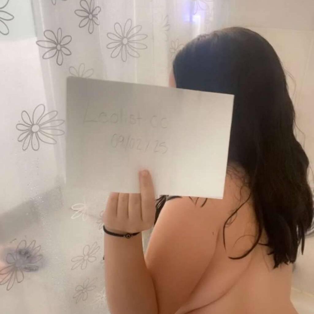 
                        Fox
                     is Female Escorts. | Kingston | Ontario | Canada | canadatopescorts.com 