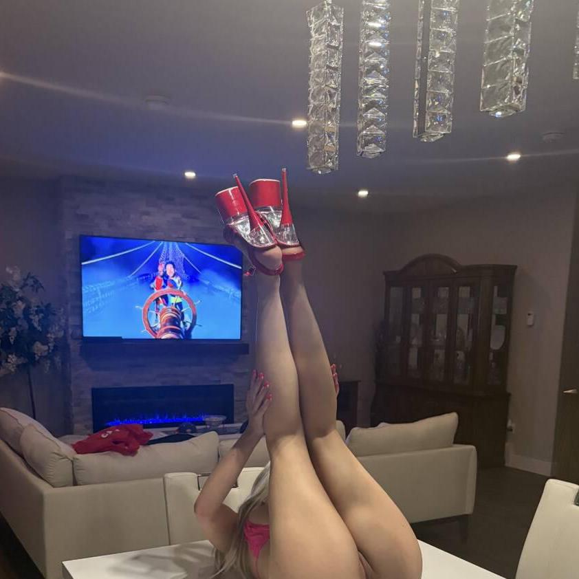 
                        Rosie Barbie
                     is Female Escorts. | Sudbury | Ontario | Canada | canadatopescorts.com 