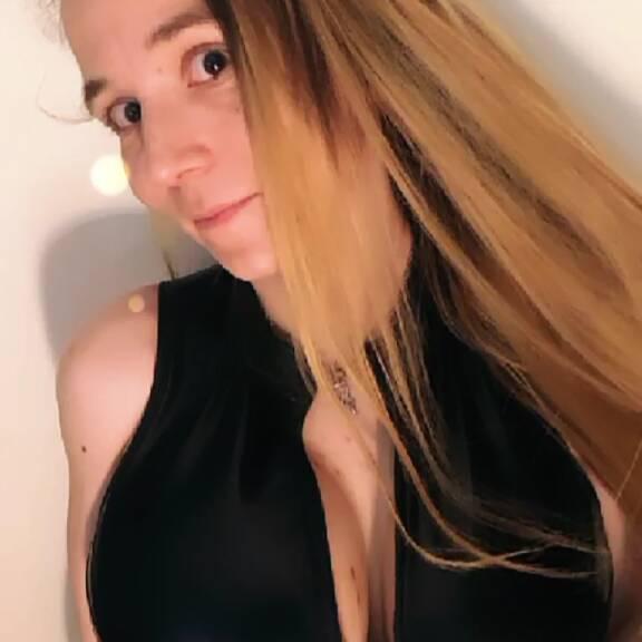 
                        Lilli
                     is Female Escorts. | Prince George | British Columbia | Canada | canadatopescorts.com 