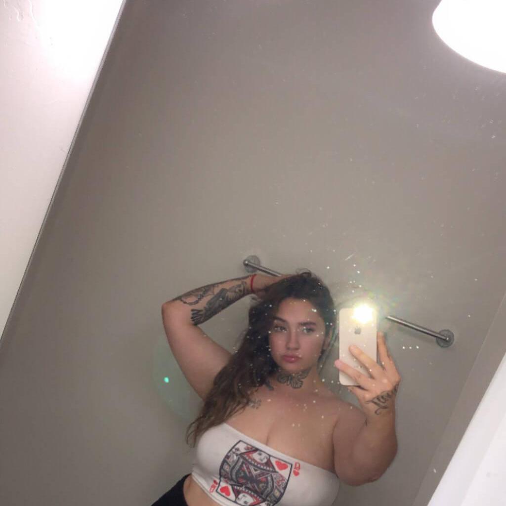 
                        Aleah
                     is Female Escorts. | Winnipeg | Manitoba | Canada | canadatopescorts.com 