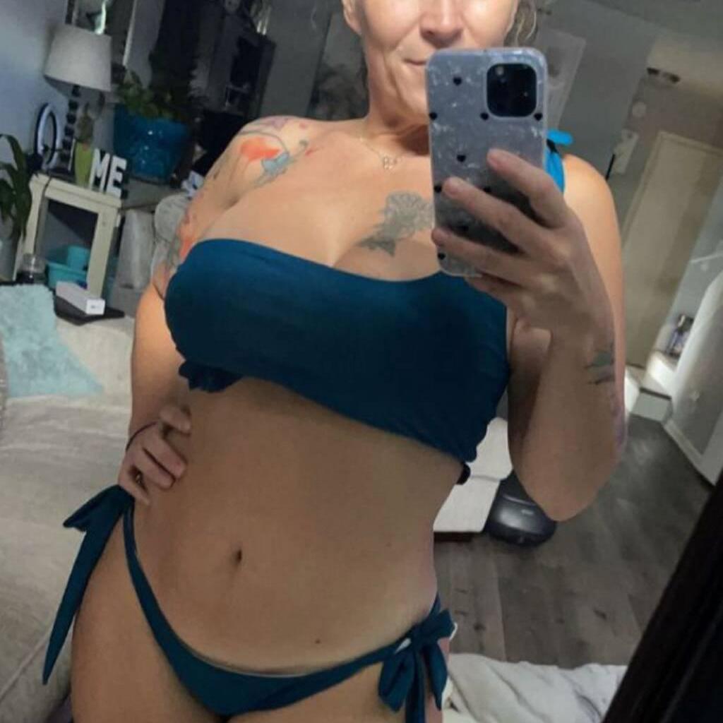 
                        Maria
                     is Female Escorts. | belleville | Ontario | Canada | canadatopescorts.com 