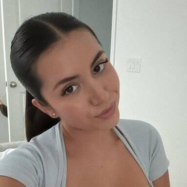 
                        Arianna
                     is Female Escorts. | Saguenay | Quebec | Canada | canadatopescorts.com 