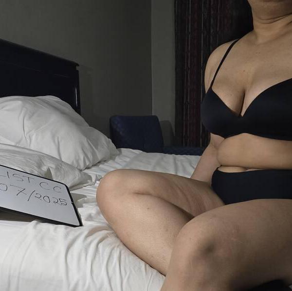 
                        Samira 437.604.8274
                     is Female Escorts. | Toronto | Ontario | Canada | canadatopescorts.com 