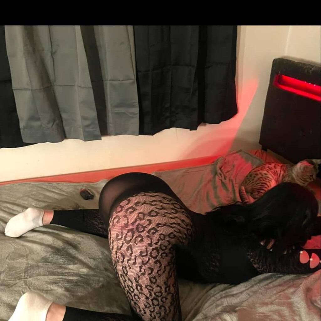 
                        Sarahh-roseee
                     is Female Escorts. | Montreal | Quebec | Canada | canadatopescorts.com 