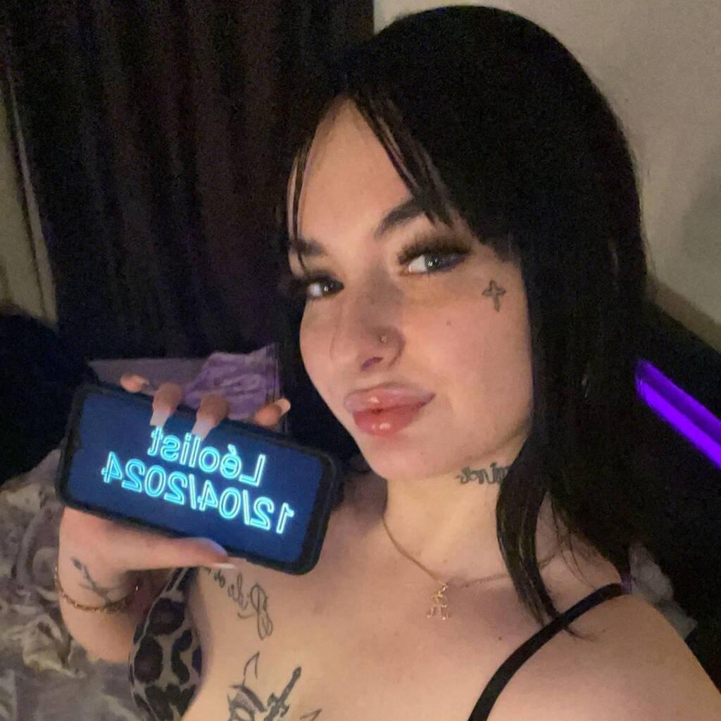 
                        Sarahh-roseee
                     is Female Escorts. | Montreal | Quebec | Canada | canadatopescorts.com 
