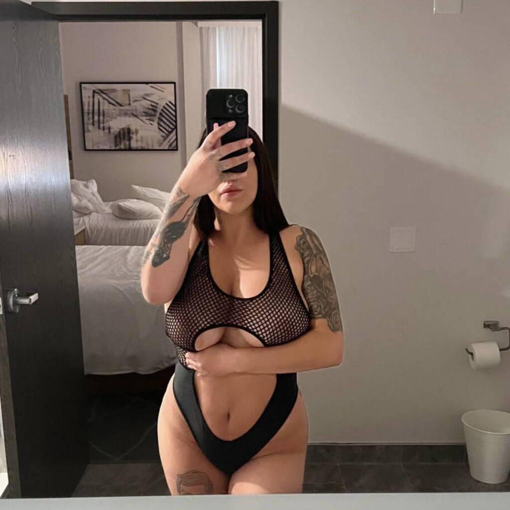 
                        Kelly South gateway
                     is Female Escorts. | Edmonton | Alberta | Canada | canadatopescorts.com 