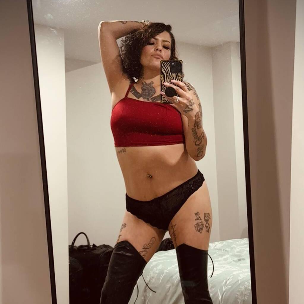 
                        CJ
                     is Female Escorts. | Owen Sound | Ontario | Canada | canadatopescorts.com 