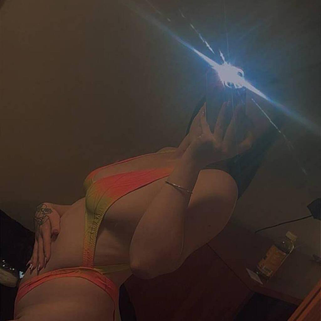 
                        Raven
                     is Female Escorts. | windsor | Ontario | Canada | canadatopescorts.com 