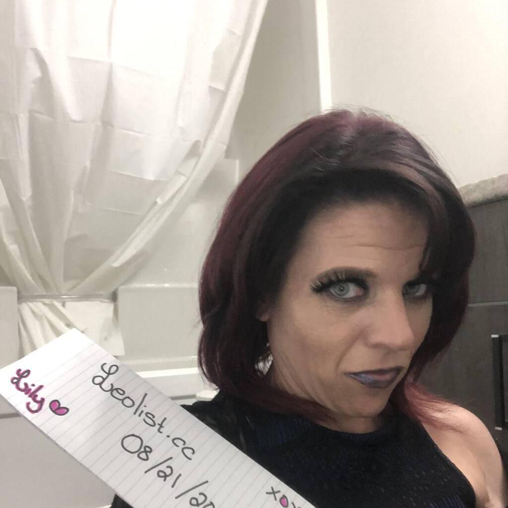 
                        Lily
                     is Female Escorts. | Regina | Saskatchewan | Canada | canadatopescorts.com 