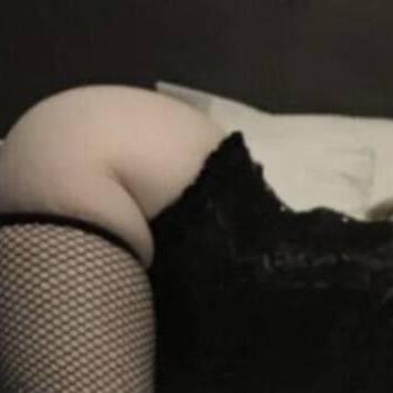 
                        Lily
                     is Female Escorts. | Regina | Saskatchewan | Canada | canadatopescorts.com 