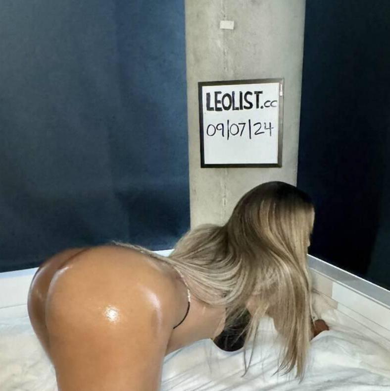 
                        sexy doll
                     is Female Escorts. | Winnipeg | Manitoba | Canada | canadatopescorts.com 