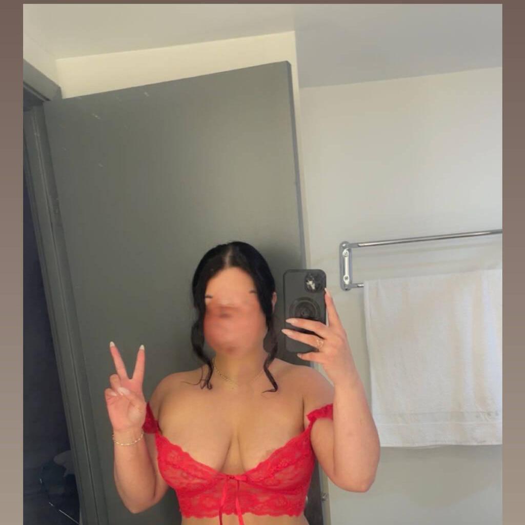 
                        BubblySophia
                     is Female Escorts. | Kingston | Ontario | Canada | canadatopescorts.com 