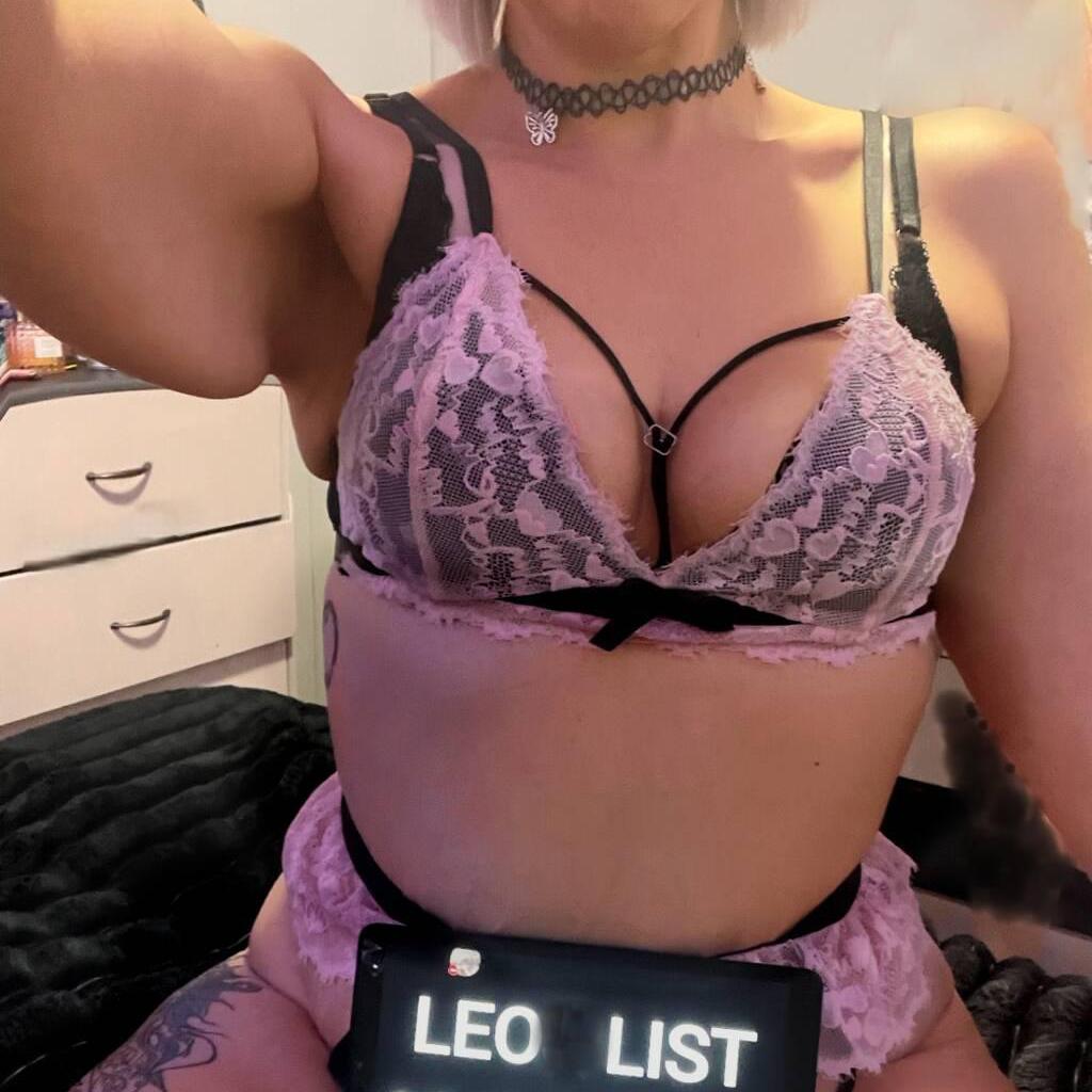 
                        Serenity
                     is Female Escorts. | Hamilton | Ontario | Canada | canadatopescorts.com 