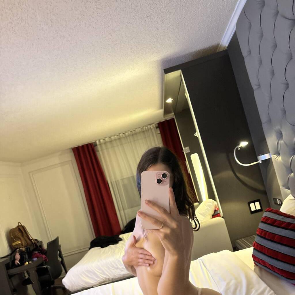 
                        Alicia
                     is Female Escorts. | Quebec City | Quebec | Canada | canadatopescorts.com 