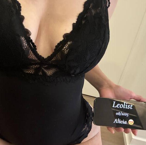 
                        Alicia
                     is Female Escorts. | Quebec City | Quebec | Canada | canadatopescorts.com 