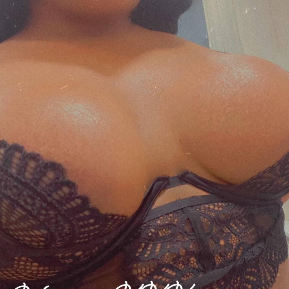 
                        Kitten
                     is Female Escorts. | Chatham | Ontario | Canada | canadatopescorts.com 