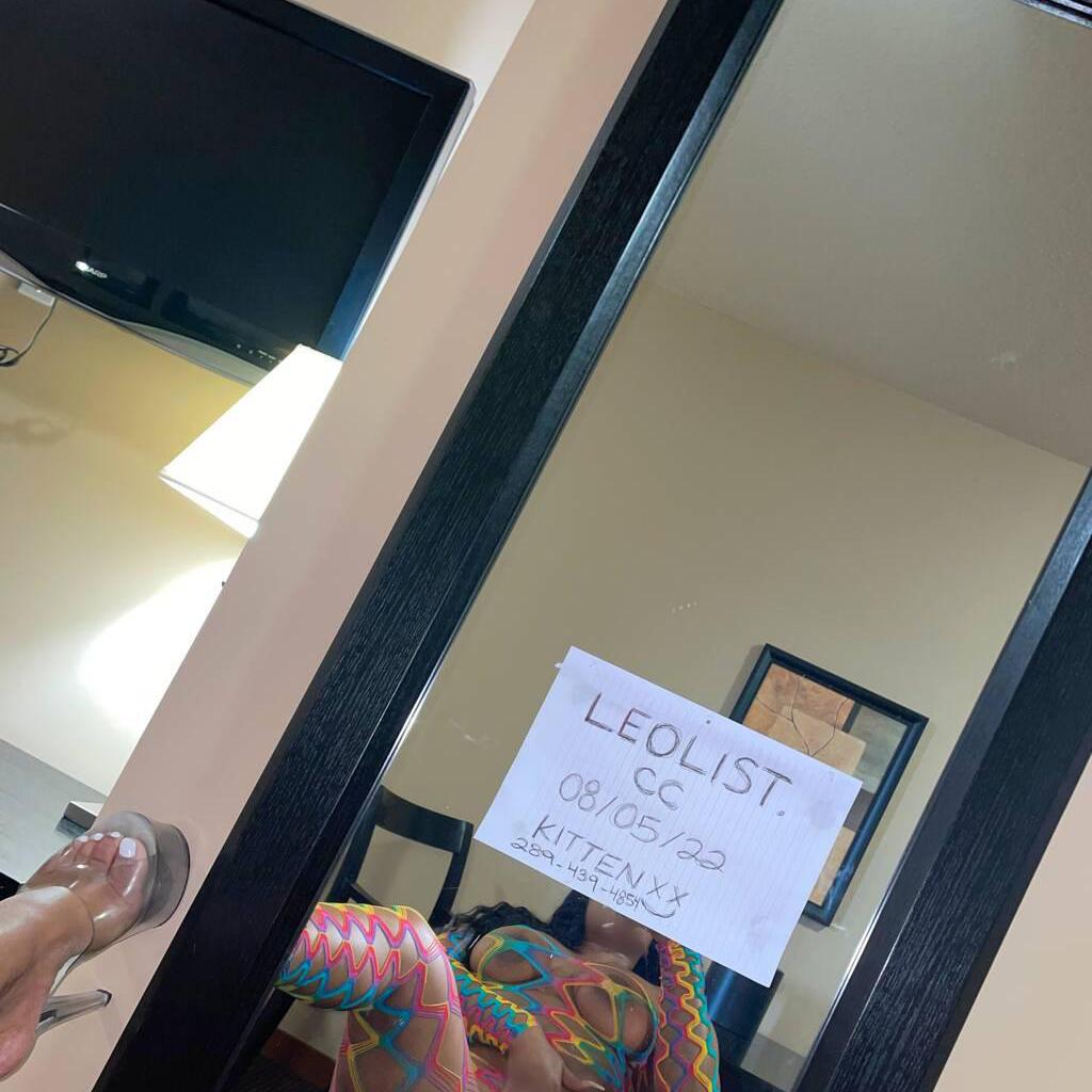 
                        Kitten
                     is Female Escorts. | Chatham | Ontario | Canada | canadatopescorts.com 