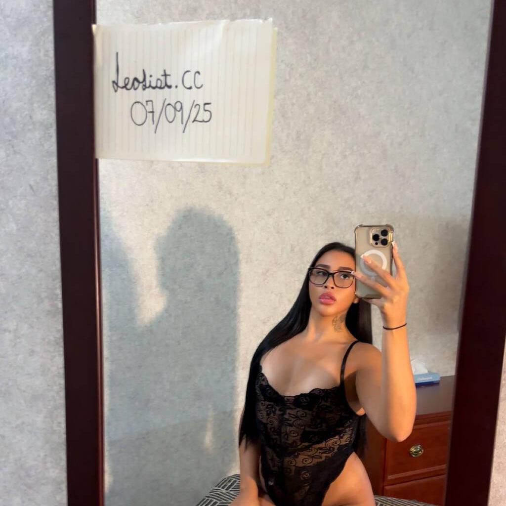 
                        Valentina
                     is Female Escorts. | windsor | Ontario | Canada | canadatopescorts.com 