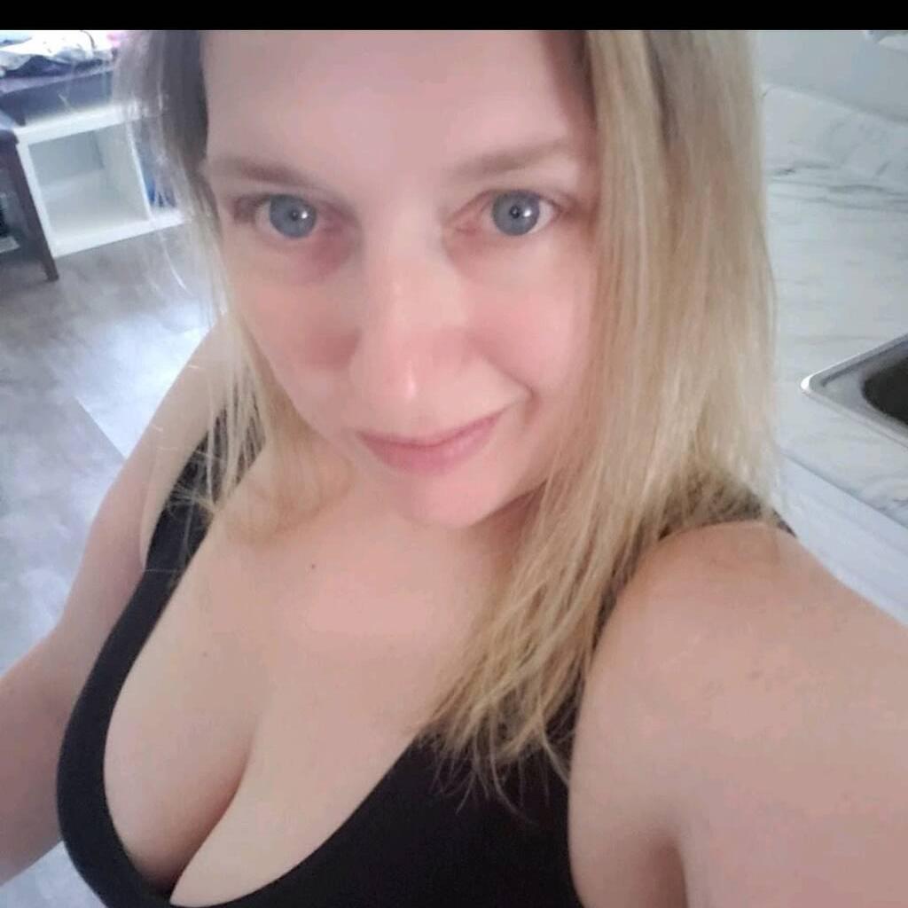 
                        Katrina
                     is Female Escorts. | St. Albert | Alberta | Canada | canadatopescorts.com 