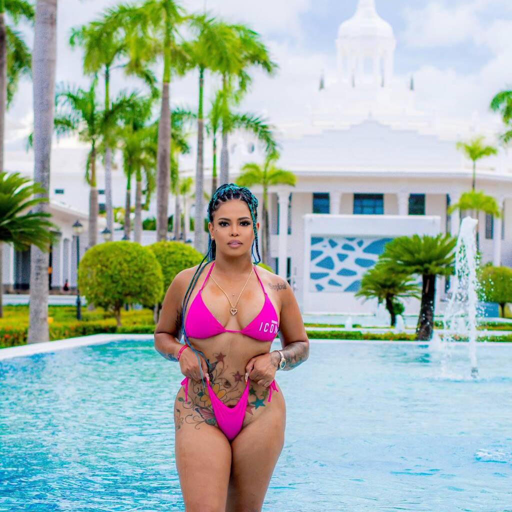 
                        STELLA
                     is Female Escorts. | Toronto | Ontario | Canada | canadatopescorts.com 