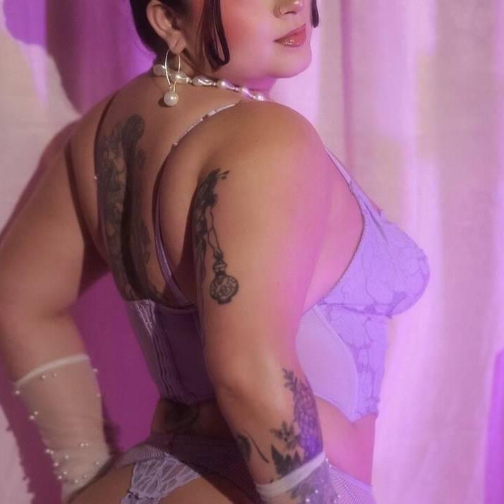 
                        Norma
                     is Female Escorts. | Montreal | Quebec | Canada | canadatopescorts.com 