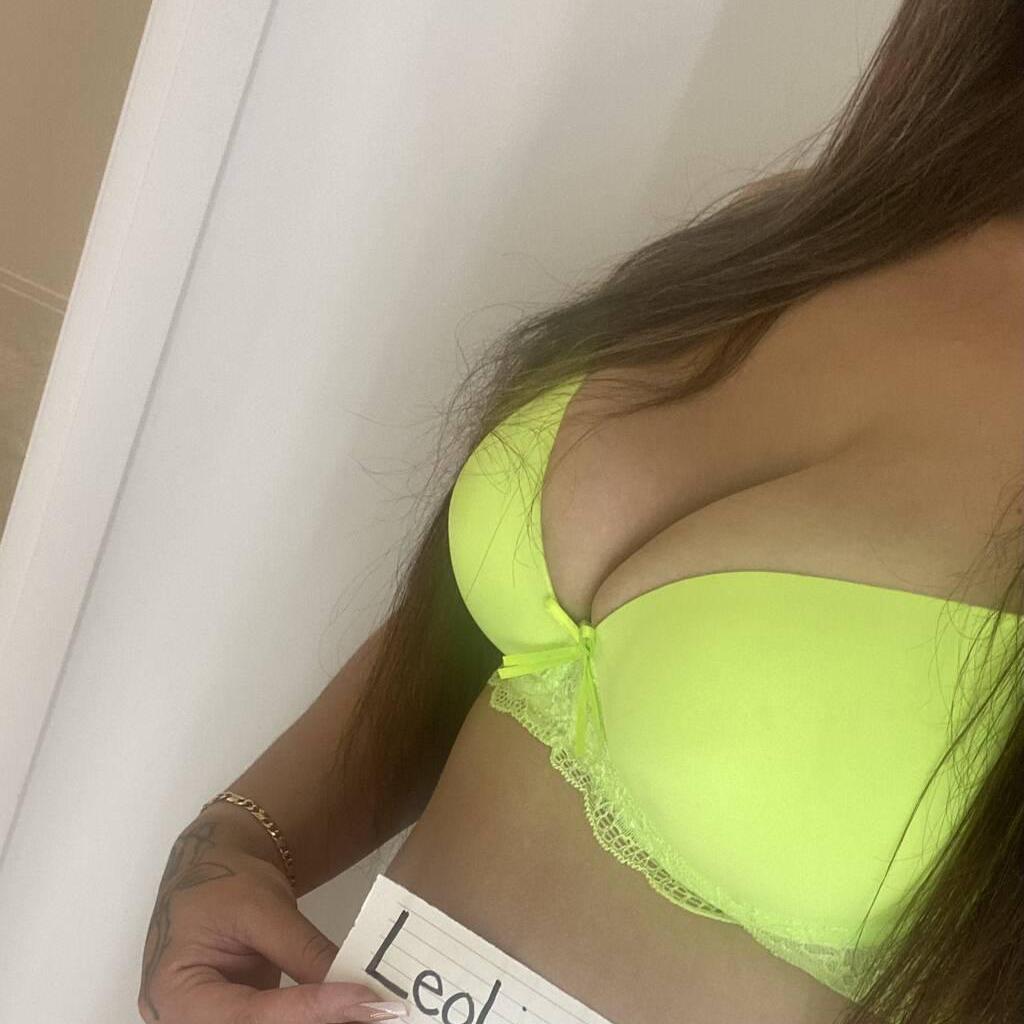 
                        Khloe
                     is Female Escorts. | St. John | New Brunswick | Canada | canadatopescorts.com 
