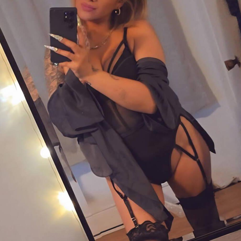 
                        Lily
                     is Female Escorts. | Sudbury | Ontario | Canada | canadatopescorts.com 