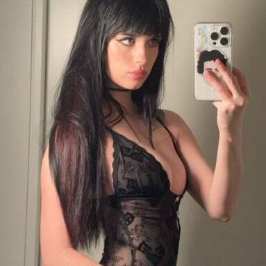 
                        Nelly
                     is Female Escorts. | Trois Rivieres | Quebec | Canada | canadatopescorts.com 