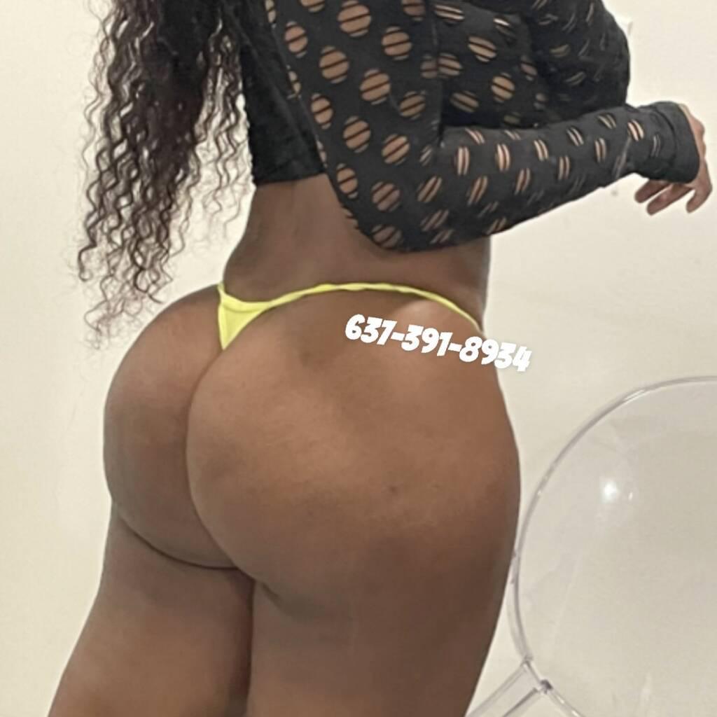 
                        Diamond
                     is Female Escorts. | Regina | Saskatchewan | Canada | canadatopescorts.com 