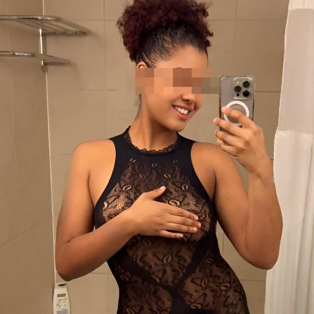 
                        Penny / Penelope
                     is Female Escorts. | Saskatoon | Saskatchewan | Canada | canadatopescorts.com 
