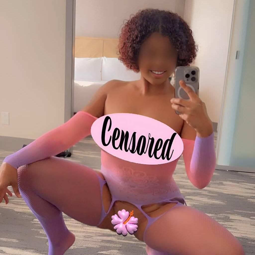 
                        Penny / Penelope
                     is Female Escorts. | Saskatoon | Saskatchewan | Canada | canadatopescorts.com 