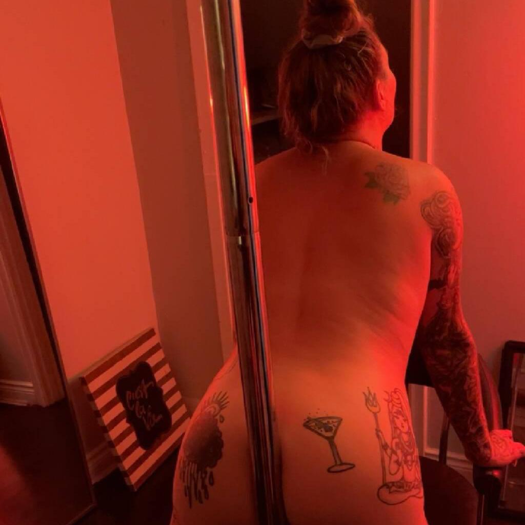 
                        Alice
                     is Female Escorts. | Toronto | Ontario | Canada | canadatopescorts.com 