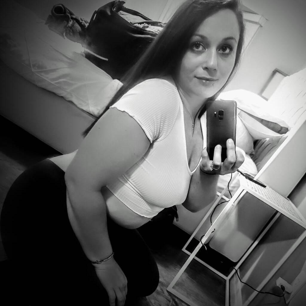 
                        Kyelah
                     is Female Escorts. | Chatham | Ontario | Canada | canadatopescorts.com 