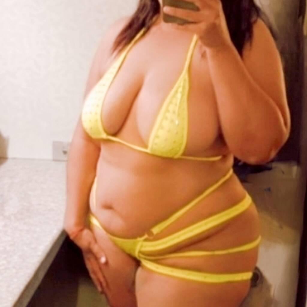 
                        Candy
                     is Female Escorts. | Toronto | Ontario | Canada | canadatopescorts.com 