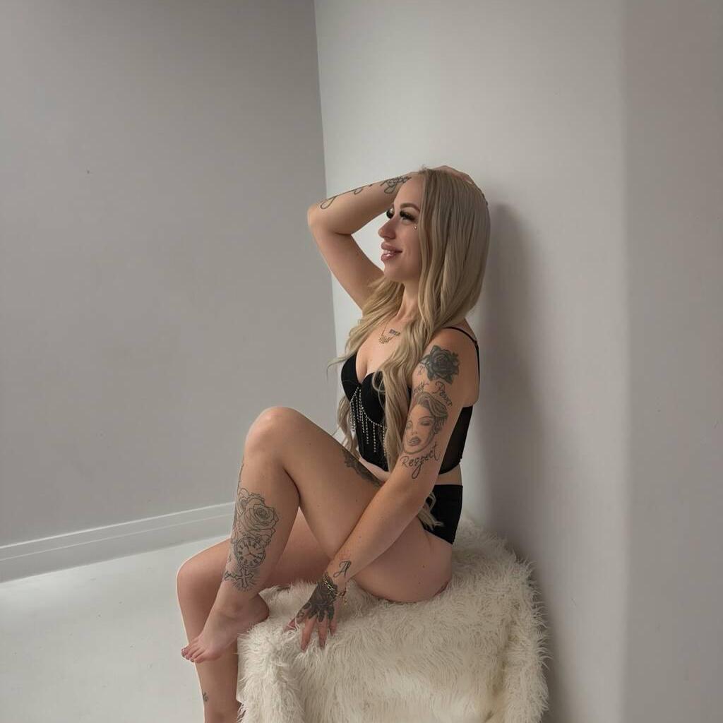 
                        Chloe
                     is Female Escorts. | Niagara | Ontario | Canada | canadatopescorts.com 