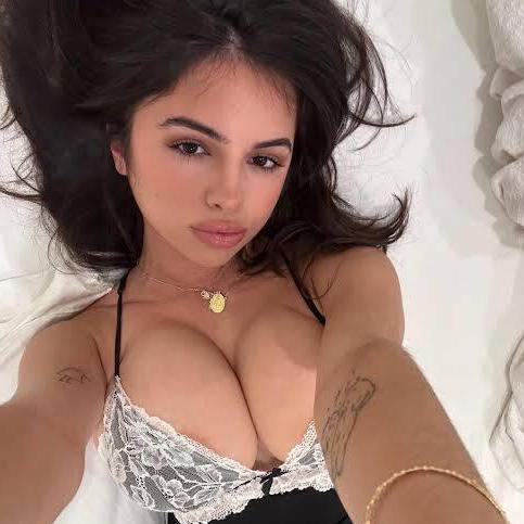
                        Mary
                     is Female Escorts. | Fredericton | New Brunswick | Canada | canadatopescorts.com 