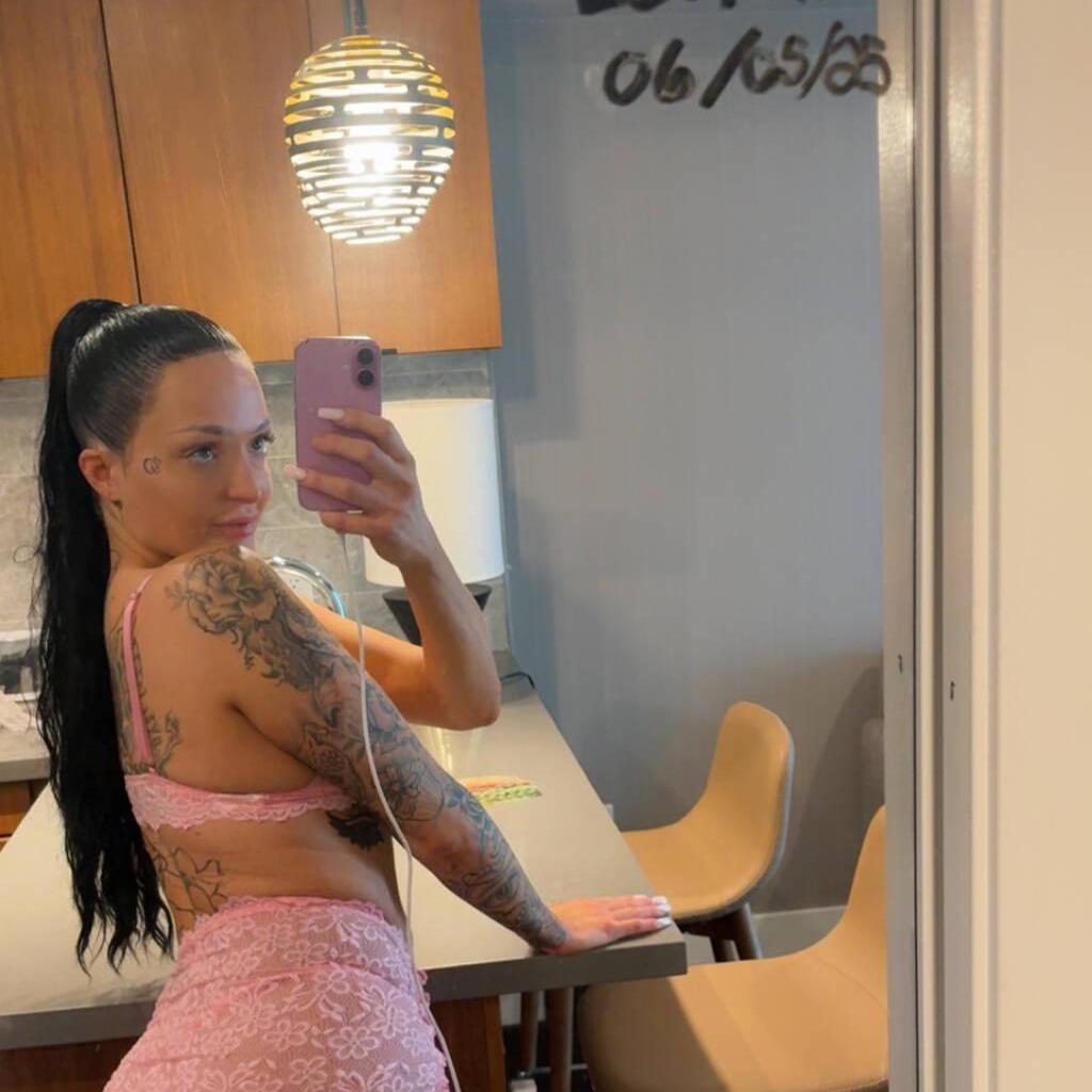 
                        - Hurricane Khloe
                     is Female Escorts. | Niagara | Ontario | Canada | canadatopescorts.com 