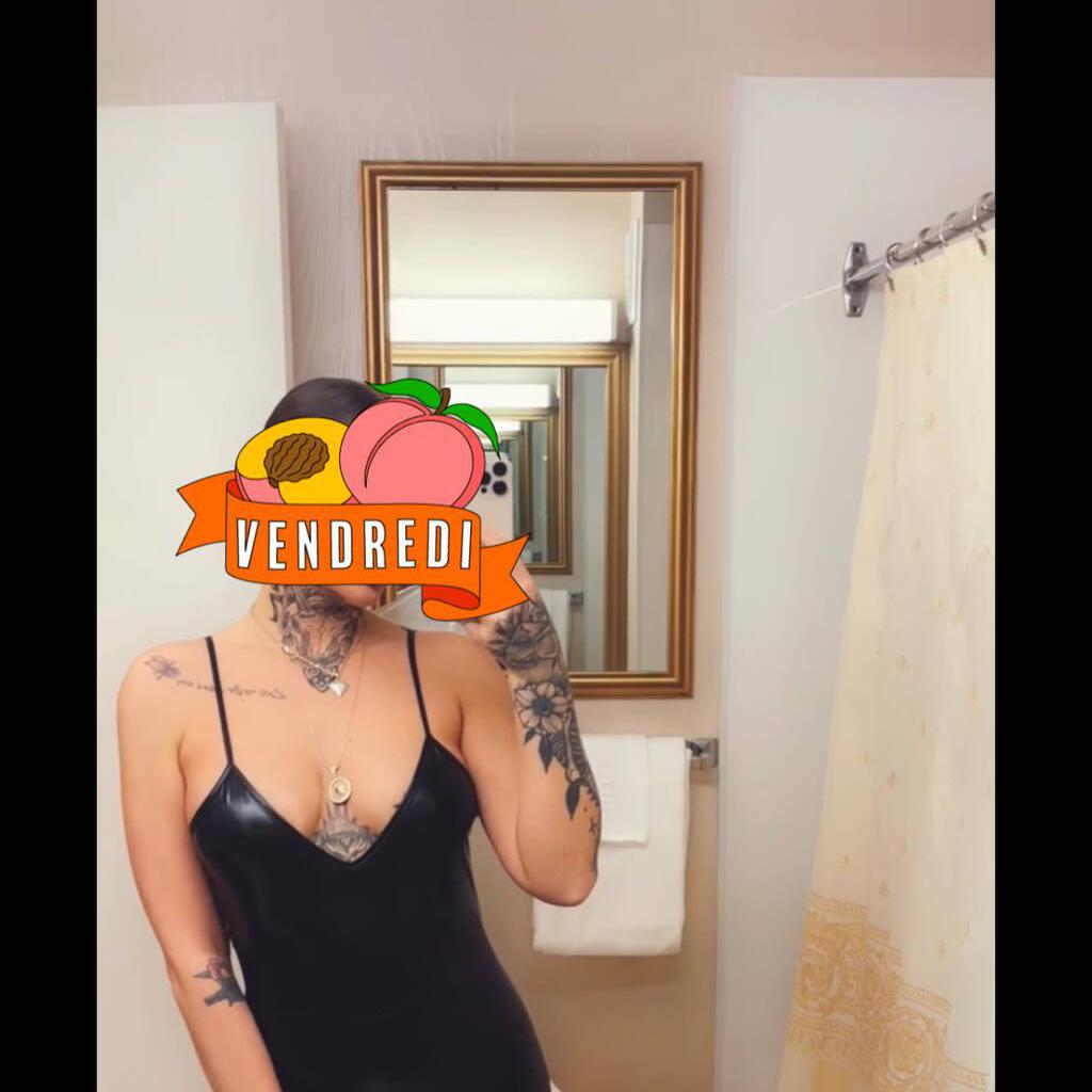 
                        Rosalie
                     is Female Escorts. | Trois Rivieres | Quebec | Canada | canadatopescorts.com 