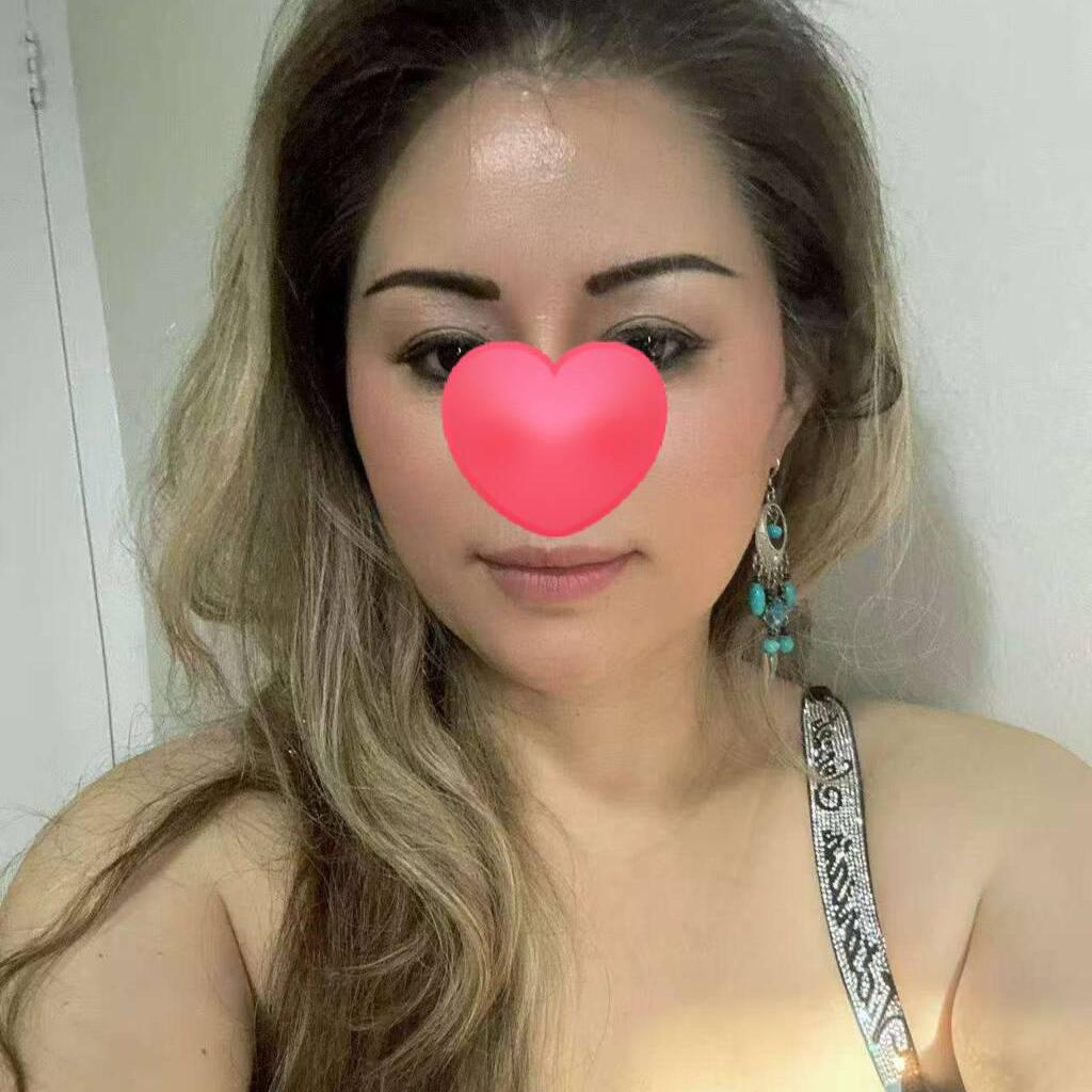 
                        Anna - Tina. 403.929.8123
                     is Female Escorts. | Lethbridge | Alberta | Canada | canadatopescorts.com 