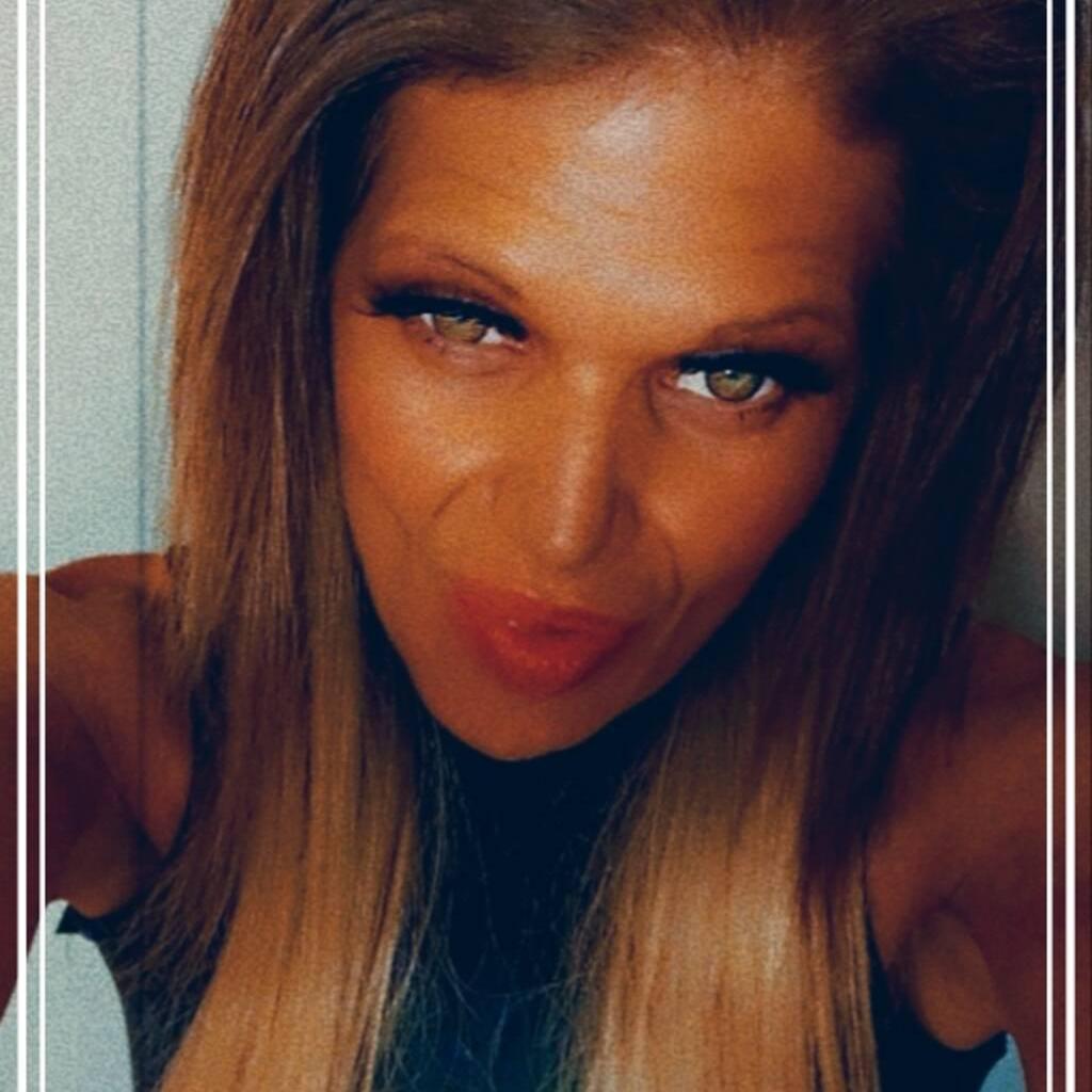 
                        Karsyn Coxx
                     is Female Escorts. | Lethbridge | Alberta | Canada | canadatopescorts.com 