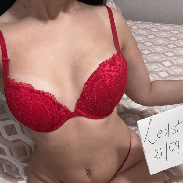 
                        Selina
                     is Female Escorts. | Niagara | Ontario | Canada | canadatopescorts.com 