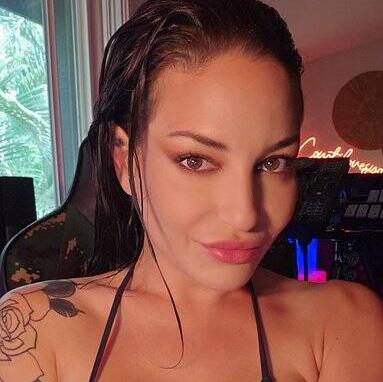 
                        Rose
                     is Female Escorts. | Sherbrooke | Quebec | Canada | canadatopescorts.com 