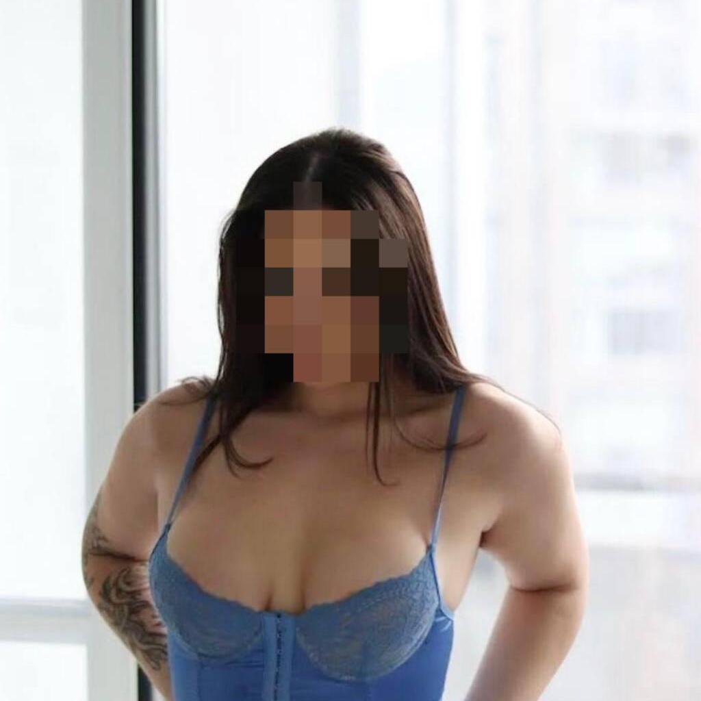 
                        Emma
                     is Female Escorts. | Calgary | Alberta | Canada | canadatopescorts.com 