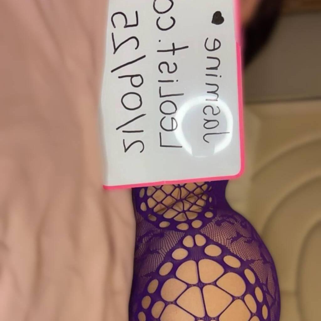 
                        Jasmine
                     is Female Escorts. | Winnipeg | Manitoba | Canada | canadatopescorts.com 