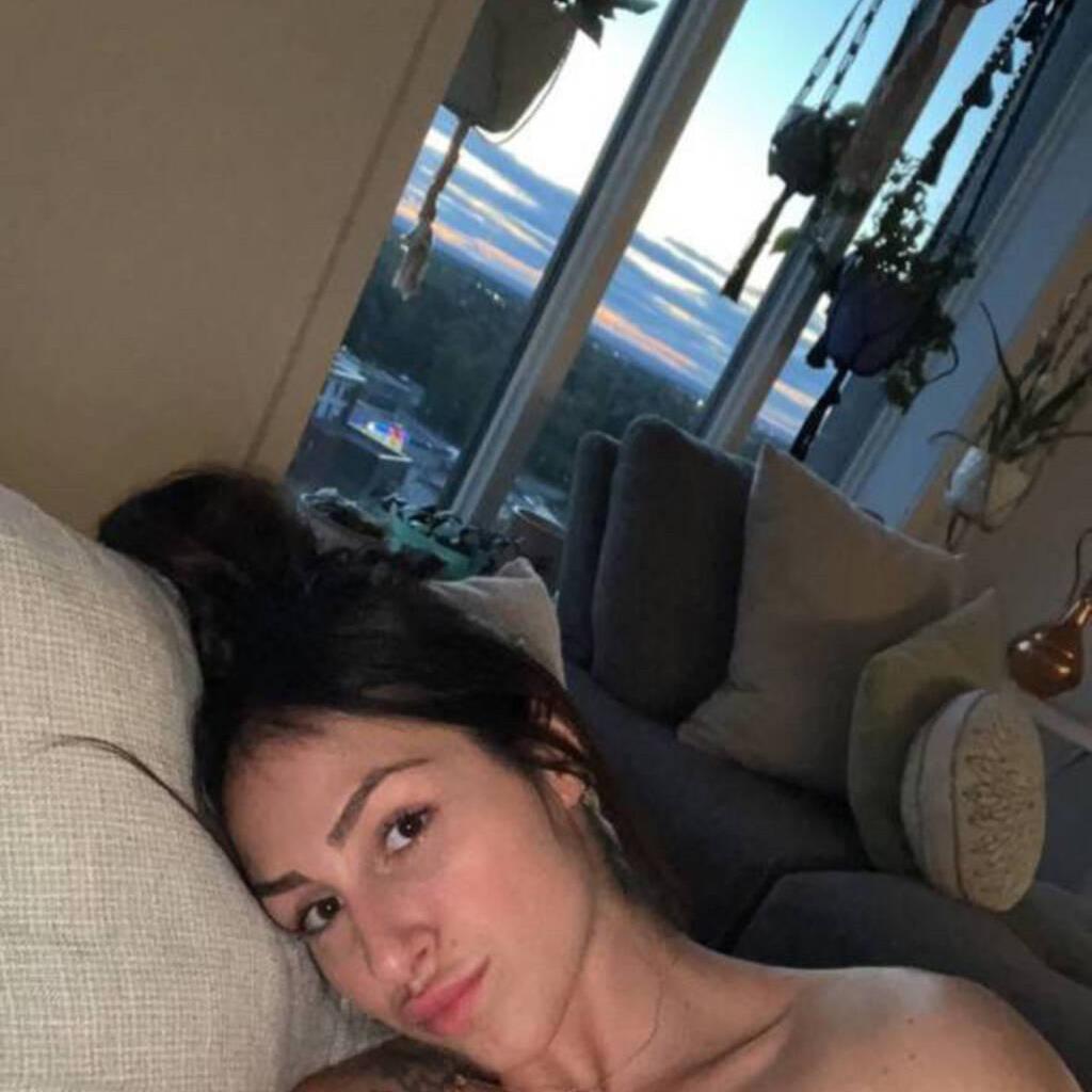 
                        Rose
                     is Female Escorts. | Hamilton | Ontario | Canada | canadatopescorts.com 