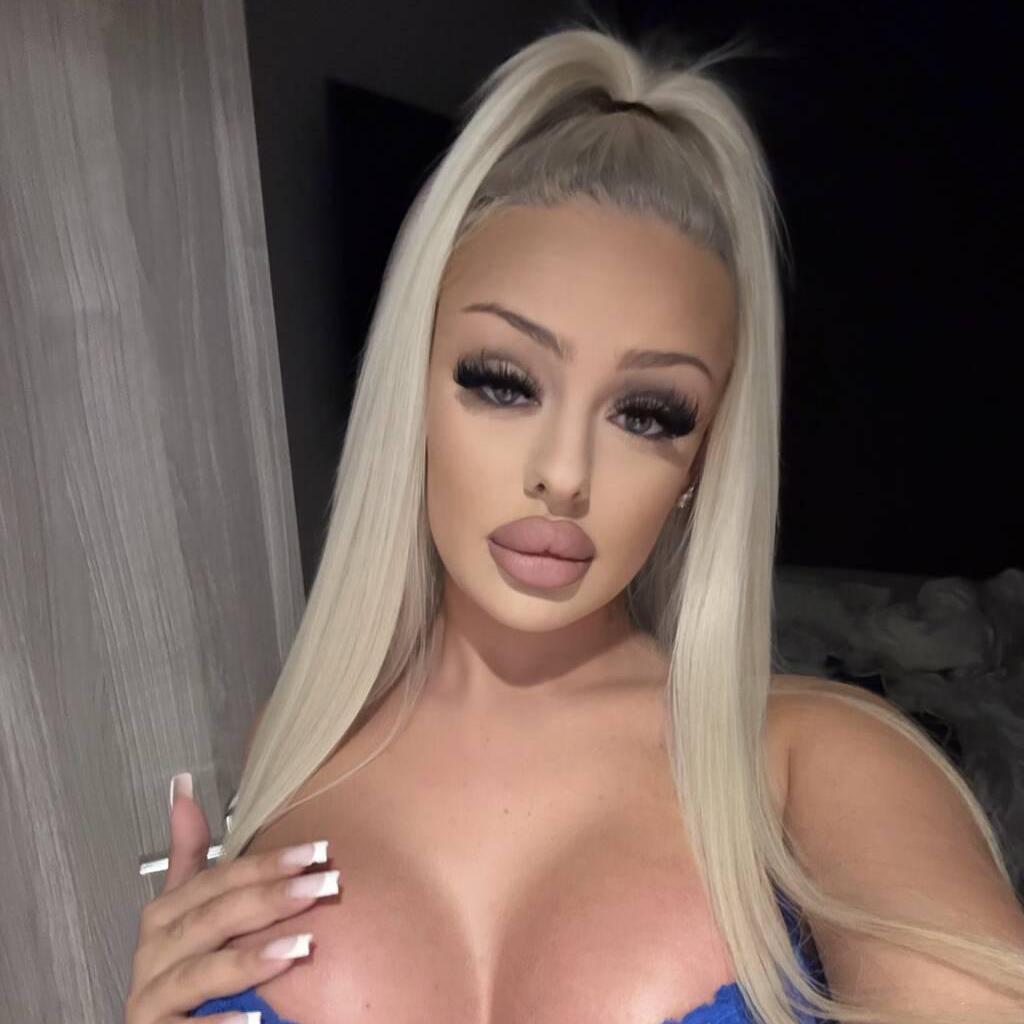 
                        Nikita
                     is Female Escorts. | Toronto | Ontario | Canada | canadatopescorts.com 
