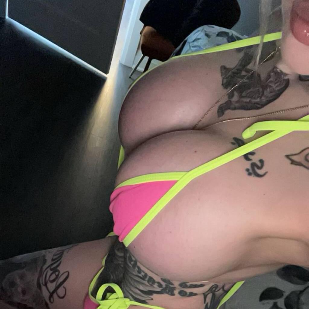 
                        missjundi
                     is Female Escorts. | Montreal | Quebec | Canada | canadatopescorts.com 