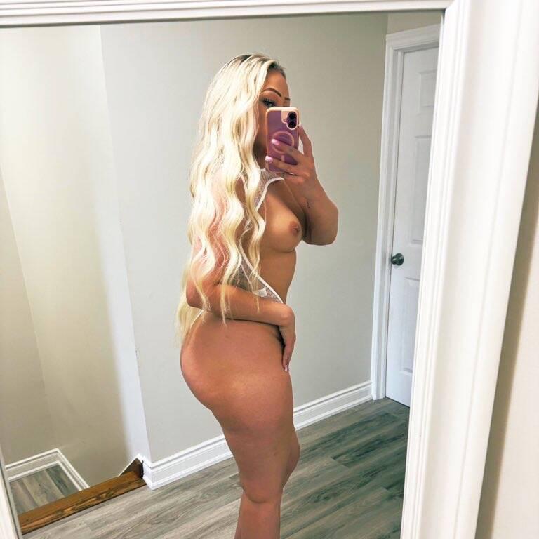 
                        Natasha - ONLINE ONLY XXX
                     is Female Escorts. | Lethbridge | Alberta | Canada | canadatopescorts.com 